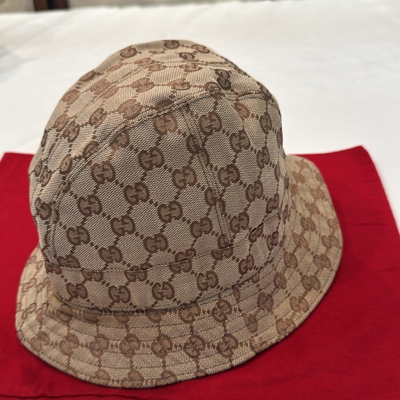 Authentic Gucci hat - Picture 2 of 9